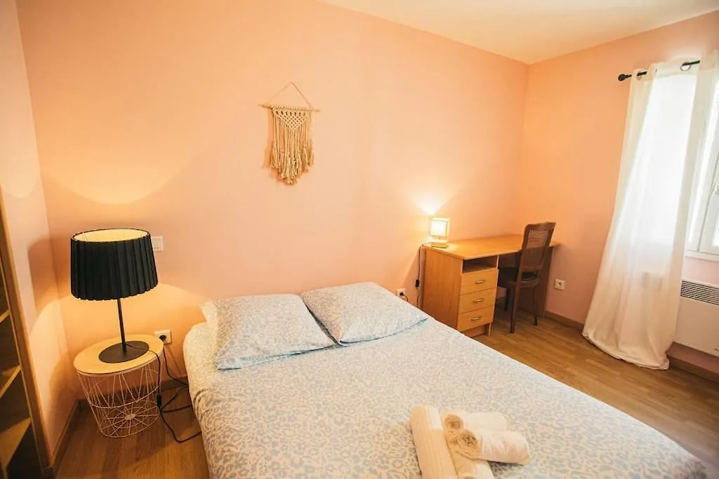 Holiday home Charmante Maison De Ville Montpezat-de-Quercy
